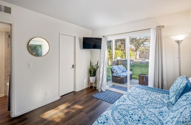 303305 Sanford St, Encinitas, CA 92024 - sitting room with dark wood-type flooring and baseboards