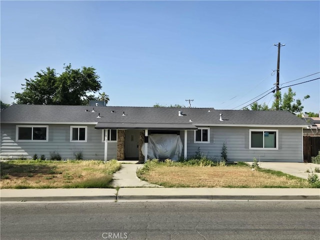 902 Boxwood Ln, Lemoore, CA 93245 - view of single story home