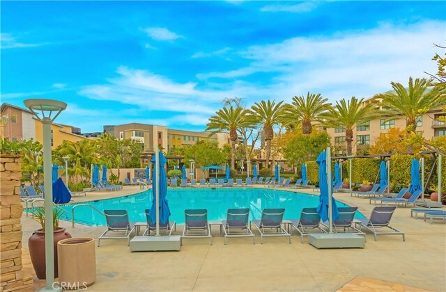 615 Rockefeller, Irvine, CA 92612 - community pool featuring a patio