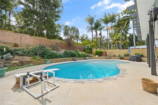 710 W Country Hills Dr W, La Habra, CA 90631 - view of swimming pool featuring a fenced in pool, a diving board, a patio area, and a fenced backyard