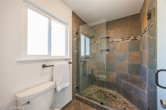 710 W Country Hills Dr W, La Habra, CA 90631 - full bathroom featuring toilet, baseboards, and a shower stall