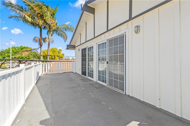10022 Bismark Dr, Huntington Beach, CA 92646 - view of patio featuring a balcony