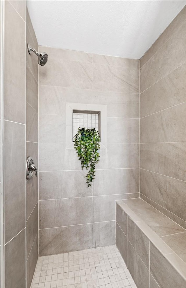 10022 Bismark Dr, Huntington Beach, CA 92646 - bathroom with a tile shower