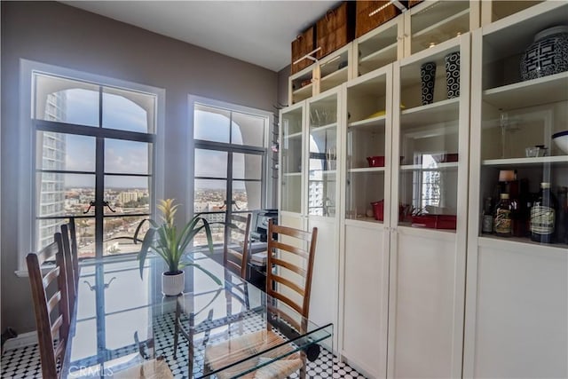 800 E Ocean Blvd Unit 1404, Long Beach, CA 90802 - view of dining space