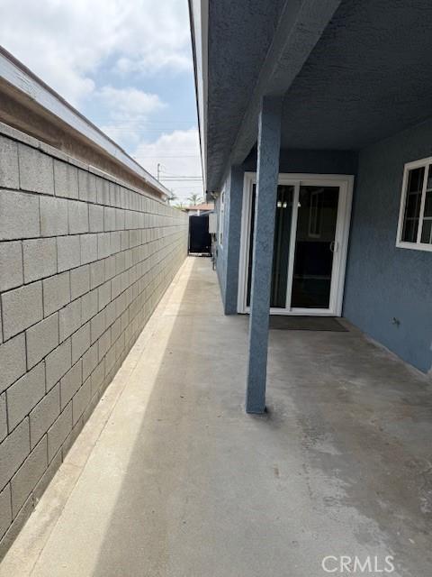 13305 Cordary Ave, Hawthorne, CA 90250 - view of patio / terrace