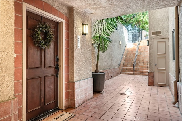 247 Calliope St, Laguna Beach, CA 92651 - view of exterior entry