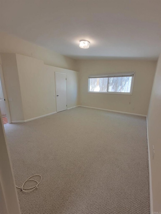 950 E Elder St, Fallbrook, CA 92028 - spare room featuring baseboards and light carpet