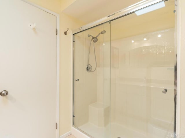 950 E Elder St, Fallbrook, CA 92028 - full bath with a stall shower