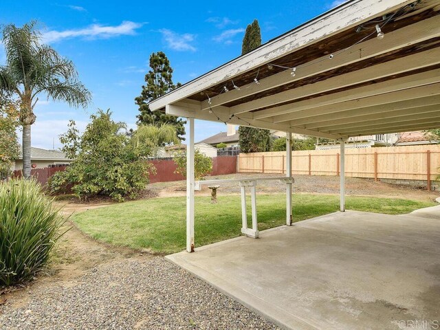 950 E Elder St, Fallbrook, CA 92028 - view of yard featuring a patio