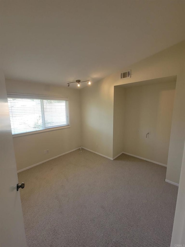 950 E Elder St, Fallbrook, CA 92028 - empty room with carpet flooring and baseboards