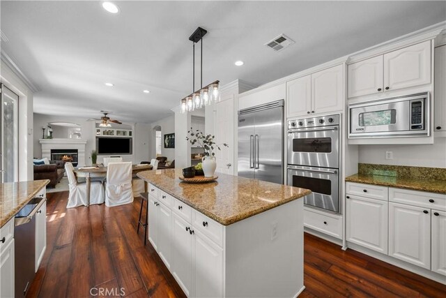 24837 Greensbrier Dr, Stevenson Ranch, CA 91381 - photo 23