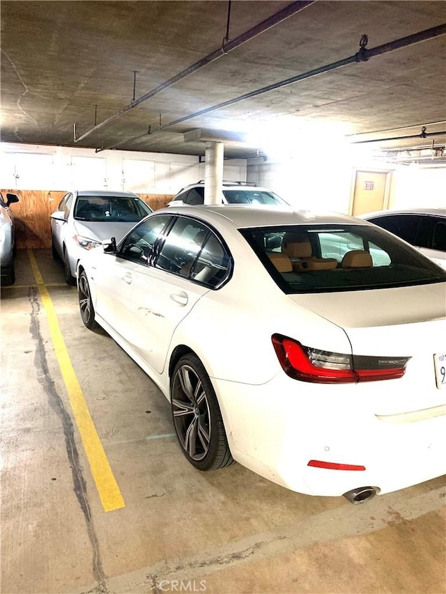 1250 S Beverly Glen Blvd Unit 205, Los Angeles, CA 90024 - view of parking deck