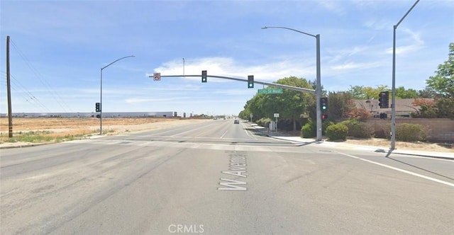 46135 W 10th St W, Lancaster, CA 93536 - photo 2