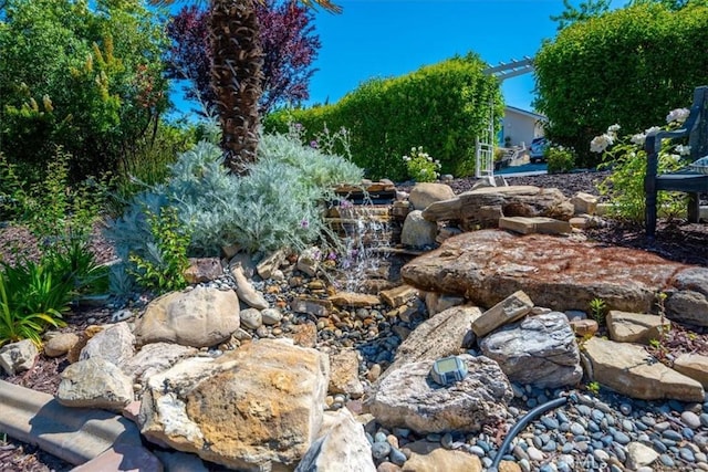 1040 Par Ave, Paso Robles, CA 93446 - view of yard