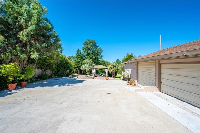 1040 Par Ave, Paso Robles, CA 93446 - view of concrete driveway