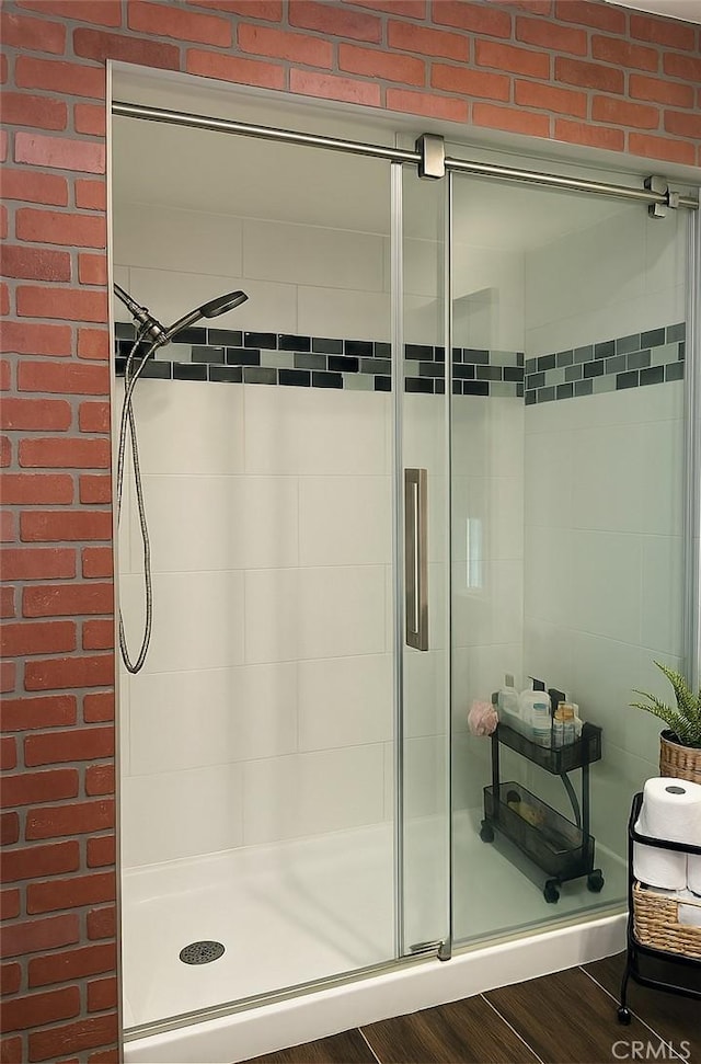 891 Hedges Dr, Corona, CA 92878 - bathroom with a stall shower