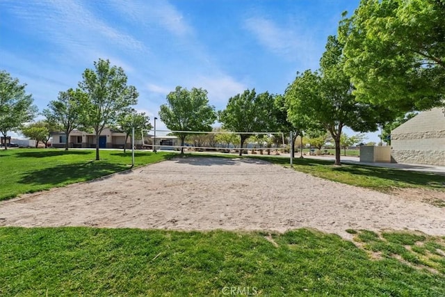 12963 Birch Glen Ct, Victorville, CA 92392 - surrounding community featuring volleyball court and a yard