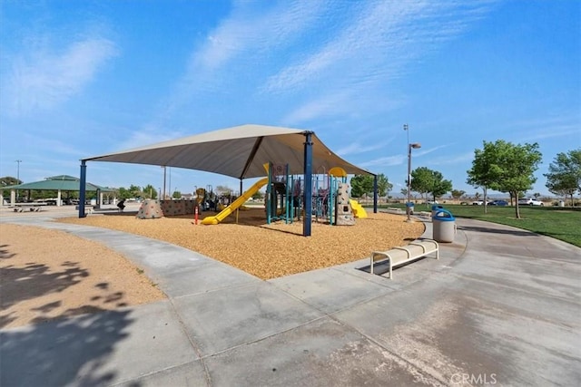 12963 Birch Glen Ct, Victorville, CA 92392 - view of community playground