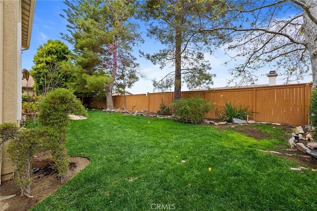 37794 Amber Ln, Murrieta, CA 92562 - view of yard featuring a fenced backyard