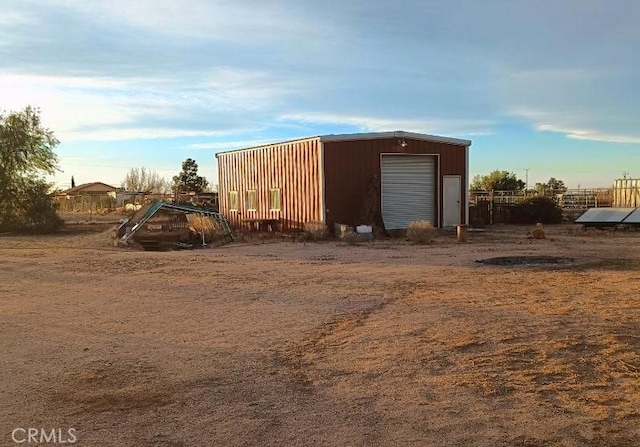 view of outdoor structure with an outdoor structure