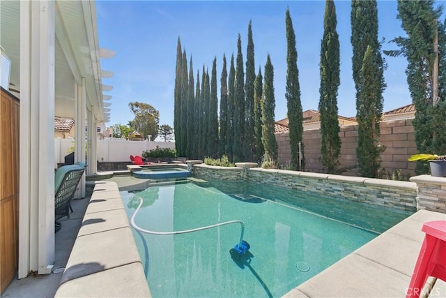 3140 Timberline Dr, Corona, CA 92882 - view of pool with a fenced backyard and a pool with connected hot tub