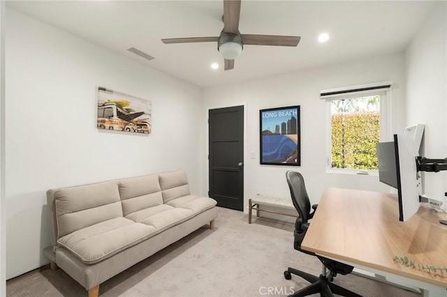 home office with light colored carpet, ceiling fan, visible vents, and recessed lighting