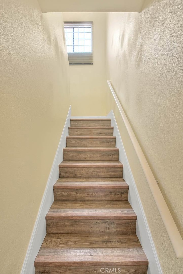 4018 W 5th St Unit J, Santa Ana, CA 92703 - stairs featuring wood finished floors