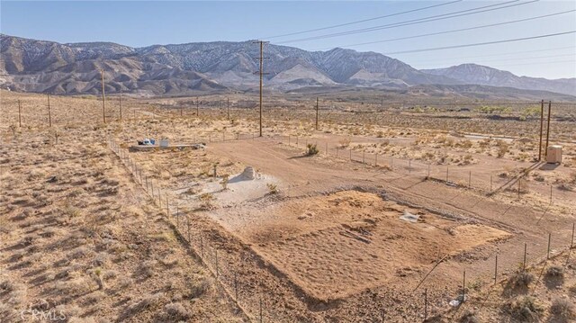 7077 Camp Rock Rd, Lucerne Valley, CA 92356