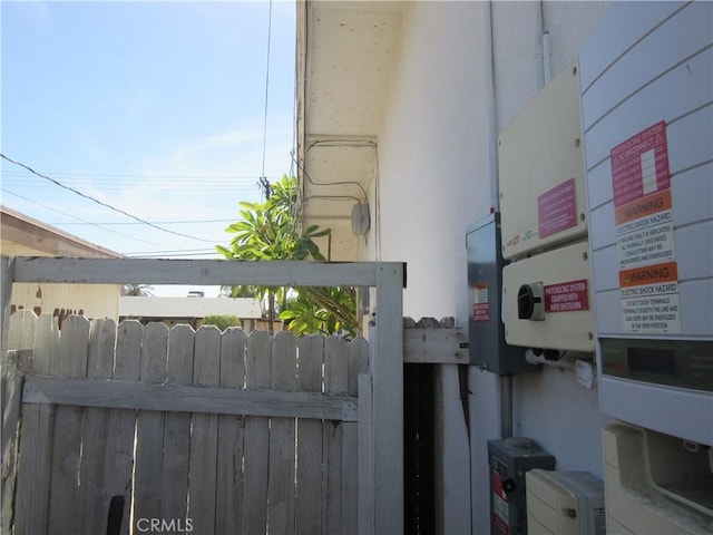 exterior space featuring fence