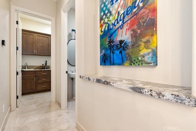 2865 Rock Wren Ln, Avila Beach, CA 93424 - hall featuring a sink and baseboards