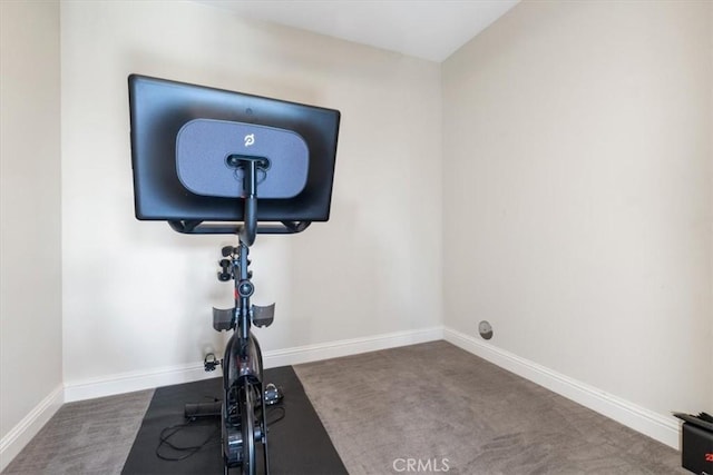 2865 Rock Wren Ln, Avila Beach, CA 93424 - workout area featuring carpet flooring and baseboards