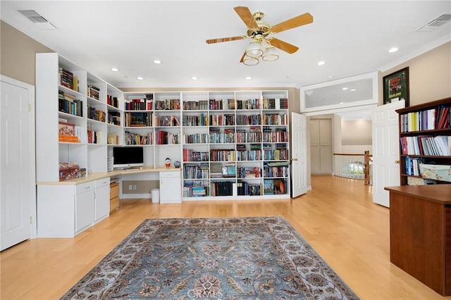 748 E Mariposa Dr, Redlands, CA 92373 - living area featuring light wood-style floors, a ceiling fan, crown molding, recessed lighting, and an upstairs landing