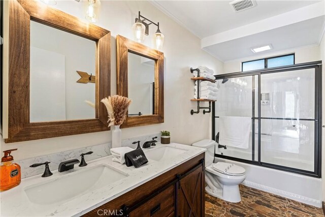 675 Grass Valley Rd, Lake Arrowhead, CA 92352 - full bathroom featuring double vanity, visible vents, a sink, toilet, and enclosed tub / shower combo