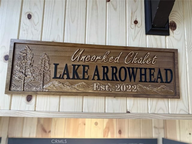 675 Grass Valley Rd, Lake Arrowhead, CA 92352 - view of community sign