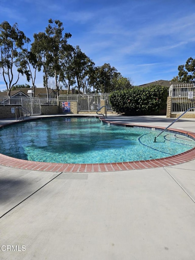 2587 Rudder Ave, Port Hueneme, CA 93041 - pool featuring fence
