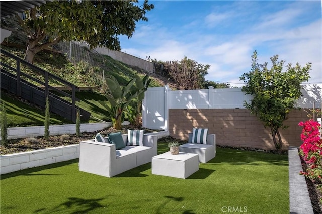 exterior space featuring a fenced backyard