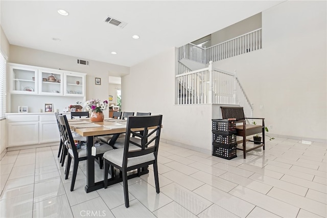 25445 Clovelly Ct, Moreno Valley, CA 92553 - dining area with baseboards, visible vents, and recessed lighting