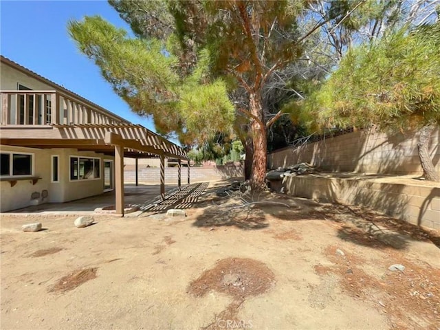 43856 Windsor Pl, Lancaster, CA 93536 - view of yard featuring a patio area