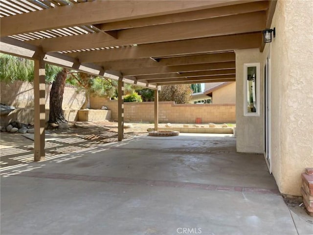 43856 Windsor Pl, Lancaster, CA 93536 - fenced backyard with a patio area and a pergola