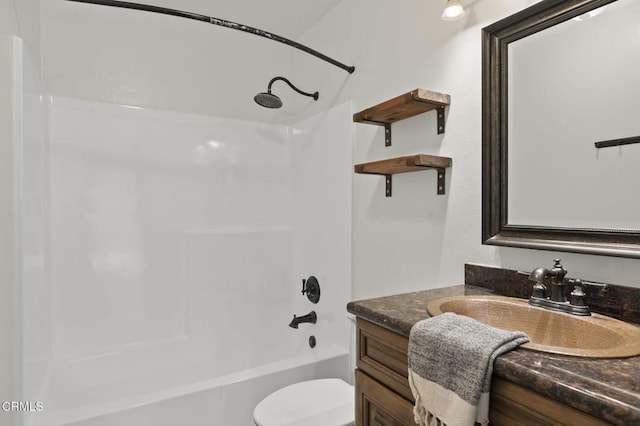 276 Highland Dr, Oxnard, CA 93035 - bathroom with vanity, shower / bathtub combination, and toilet