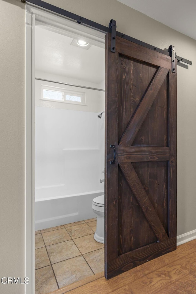 276 Highland Dr, Oxnard, CA 93035 - full bathroom with toilet and shower / bath combination