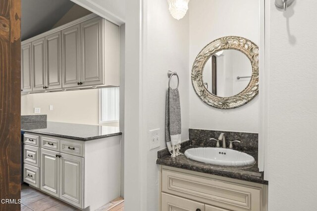 276 Highland Dr, Oxnard, CA 93035 - bathroom featuring vanity