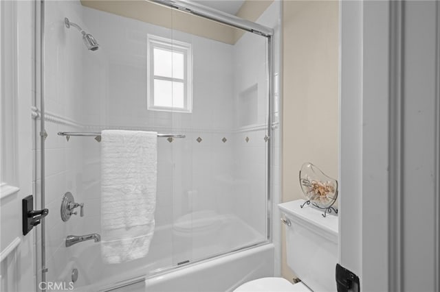 28 Surfspray Blf, Newport Coast, CA 92657 - full bath with enclosed tub / shower combo and toilet