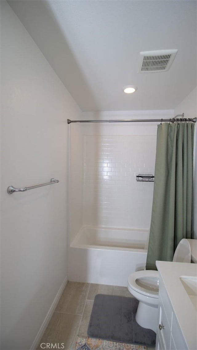 bathroom featuring shower / tub combo with curtain, toilet, tile patterned floors, recessed lighting, and visible vents