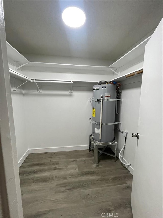 14802 Newport Unit 2B, Tustin, CA 92780 - utility room with water heater