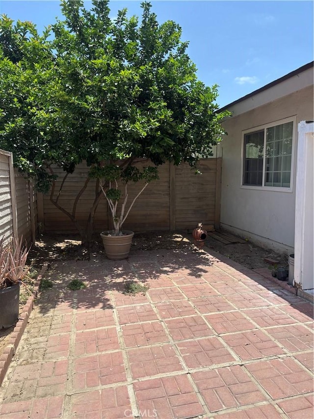 14802 Newport Unit 2B, Tustin, CA 92780 - view of patio