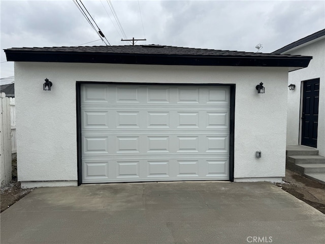 411 W Plum St, Compton, CA 90222 - garage featuring driveway