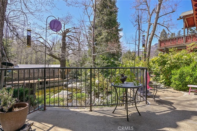 29 Bear Dr, Mt Baldy, CA 91759 - view of balcony