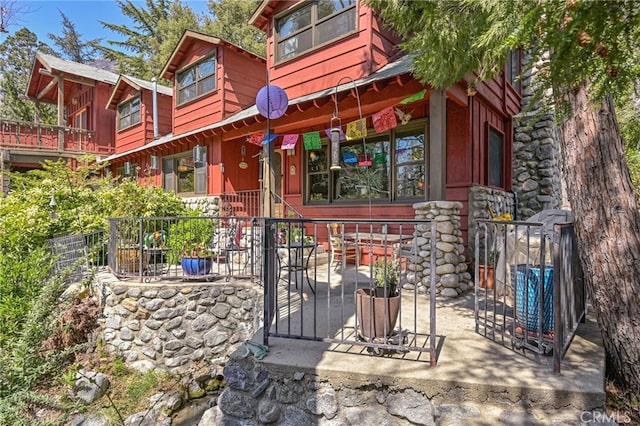 29 Bear Dr, Mt Baldy, CA 91759 - view of rear view of house