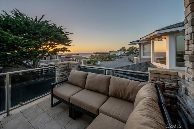 2062 Sherwood Dr, Cambria, CA 93428 - balcony with an outdoor hangout area